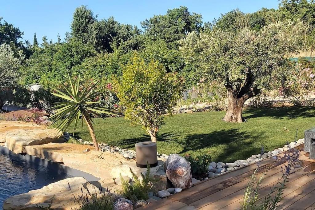 Une Oasis Au Pays De Cezanne Aix-en-Provence Eksteriør billede