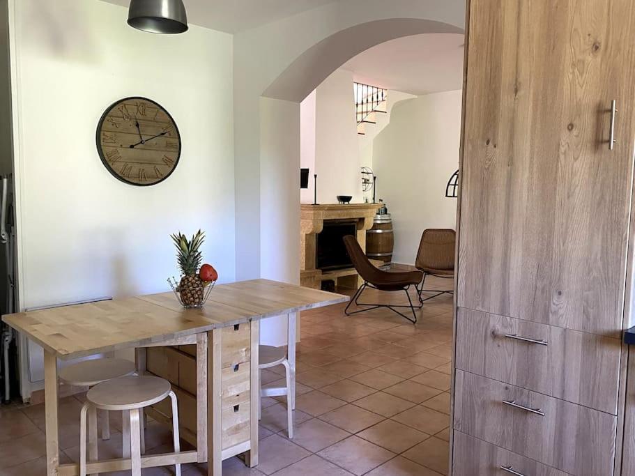 Une Oasis Au Pays De Cezanne Aix-en-Provence Eksteriør billede