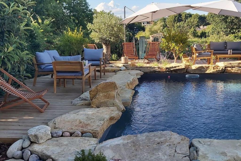 Une Oasis Au Pays De Cezanne Aix-en-Provence Eksteriør billede